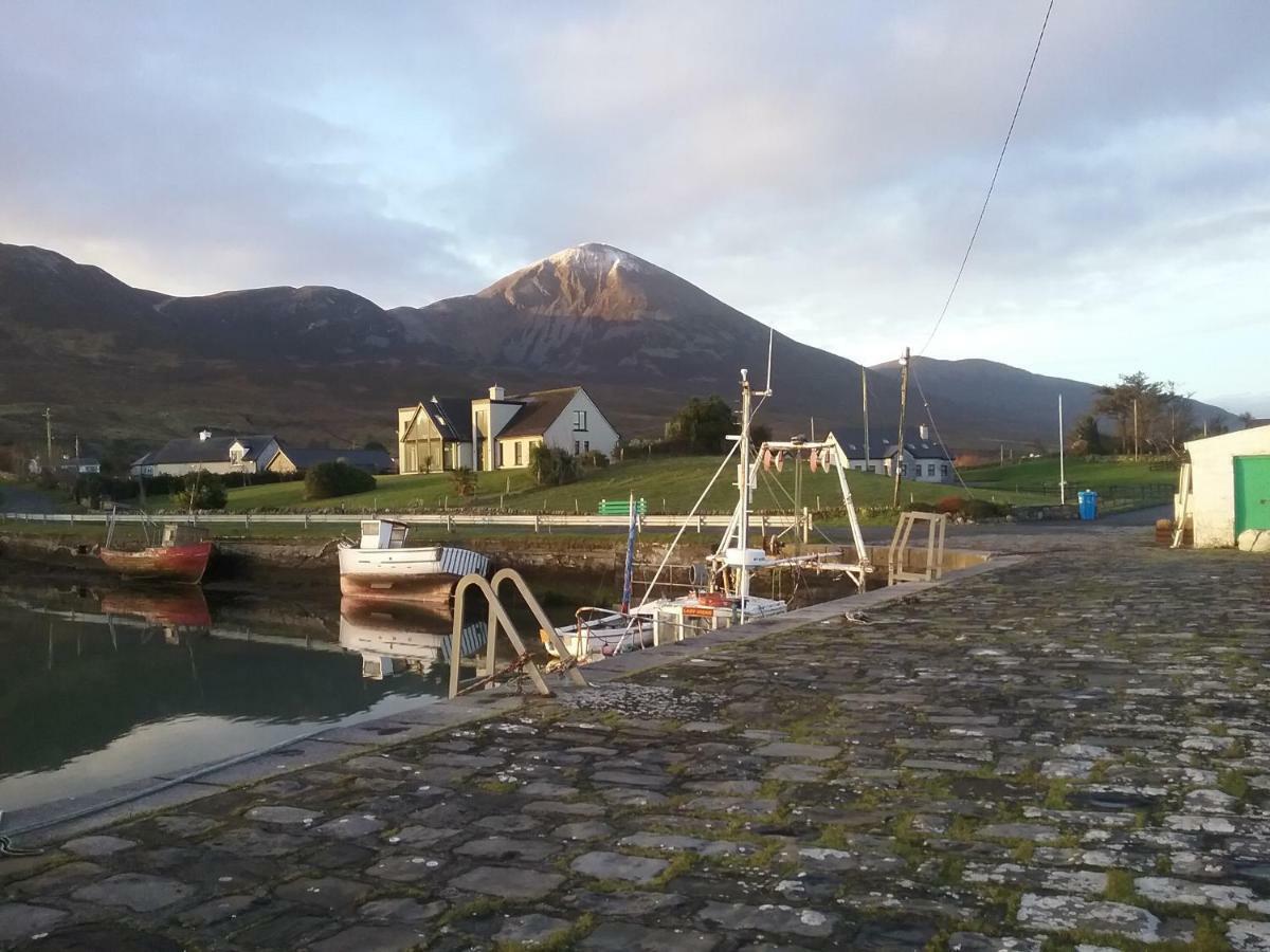 Pier Road Cottage, Croagh Patrick Westport Bagian luar foto